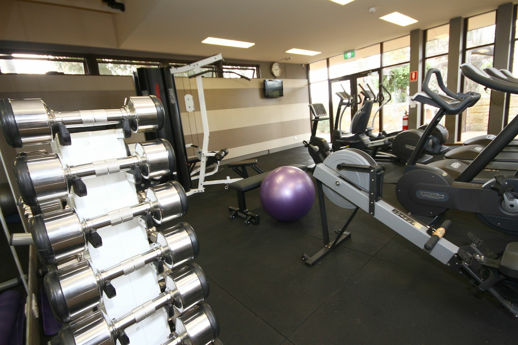 Chateau Elan At The Vintage Pokolbin Eksteriør billede A typical gym